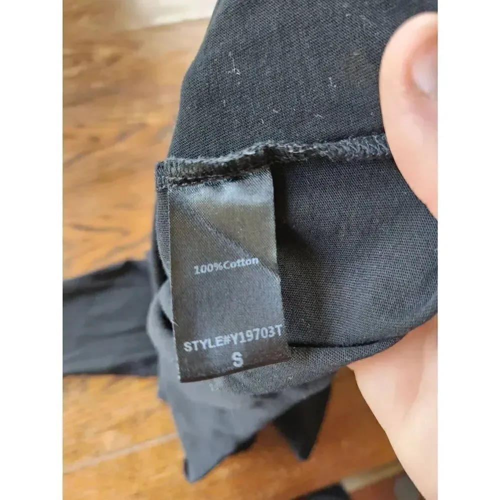 Pomander Place by Tuckernuck Black Vesty Crewneck Size Small